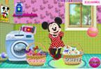 play Minnie Mouse Washing Clothes