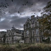 play Spooky Asylum Escape