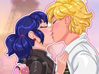 play Miraculous School Kiss