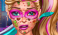 play Super Doll: Skin Doctor
