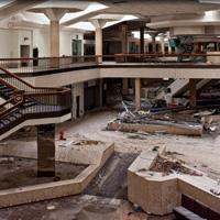 play Hidden Target-Abandoned Mall