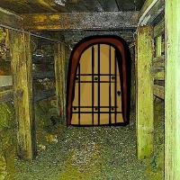 play Gfg Old Mine Tour Escape