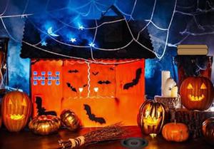 play Deadly Halloween House Escape