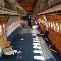 play Wow-Abandoned Flight Treasure Escape Html5
