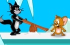 play Tom And Jerry Iceball