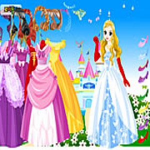 play Wonderland Gown Dressup