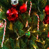 play Jigsaw: Christmas Tree Closeup