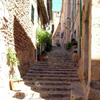 play Jigsaw: Narrow Street