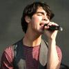 play Joe Jonas
