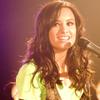 play Demi Lovato