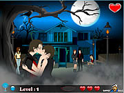 play Halloween Kiss