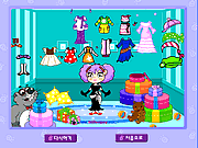 play Mikaela Dress Up