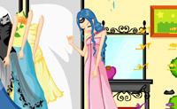 play Dress Up Girl Mirror 5