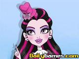 play Draculauras Fangtastic Makeover