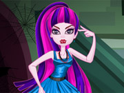 play Draculaura Dress Up