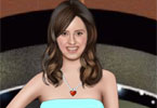 play Laura Marano Celebrity Dressup