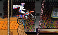 play Moto X Madness 2