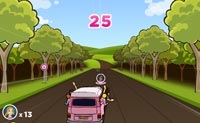 play Heels N Wheels