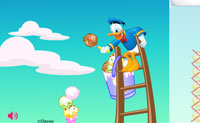play Donald Duck Ice Cream Scoop