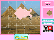 play Pyramid Holiday
