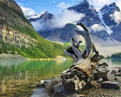 play Moraine Lake