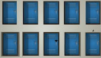 play 20 Lockers Room Escape