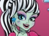 play Frankie Stein'S Clawesome Makeover