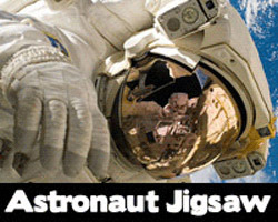 play Astronaut Jigsaw