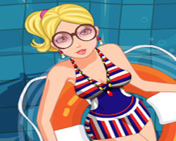 play Swimming Girl Dress Up