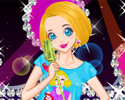 play Superstar Emma