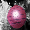 play Jigsaw: Pink Bauble