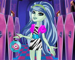 play Monster High Scarah Screams