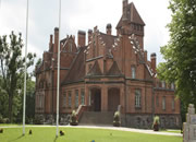 play Jaunmoku Castle