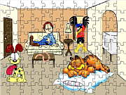 play Garfield Family
