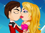 play Cute Bratz Kissing