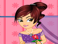 play Sara Dress-Up