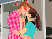 play Public Shopping Mall Kiss