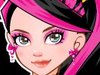 play It Girl: Dress Up Like Draculaura