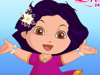 play Dora Dressup