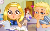 play Love At School Dress Up