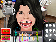 play Selena Gomez Perfect Teeth