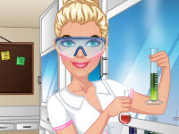 play Last Minute Makeover - Scientist