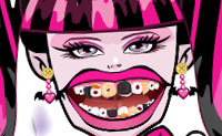 play Draculaura'S Perfect Teeth