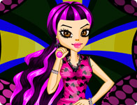 play Make Me Draculaura