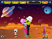 play Aliens Kiss