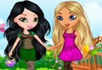 play Lora And Sonia Dress Up