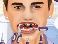 Justin Bieber Tooth Problems