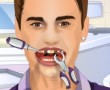 Justin Bieber Tooth Problems