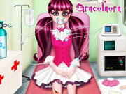 play Draculaura First Aid