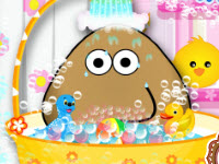 play Pou Takes A Shower